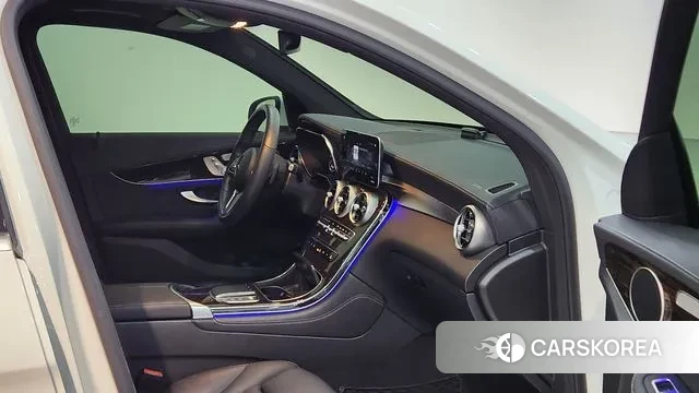 Mercedes-Benz GLC-Class X253 2020 Белый из Кореи, фото 2