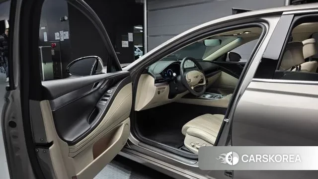 Genesis G80 (RG3) 2021 Песочный из Кореи, фото 2