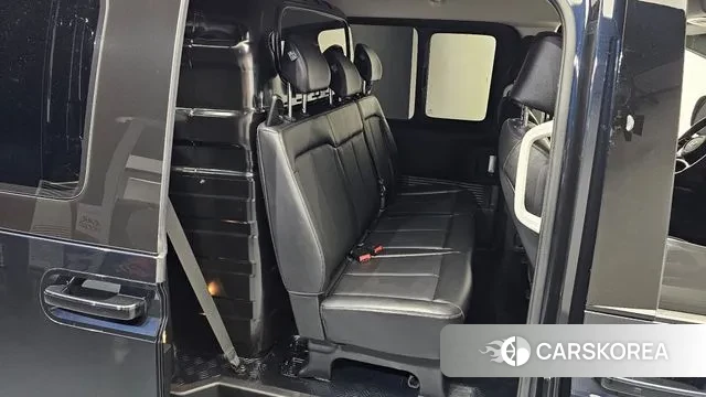 Hyundai Staria 2022 Черный из Кореи, фото 2