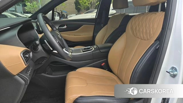 Hyundai The New Santa Fe 2023 Белый из Кореи, фото 2