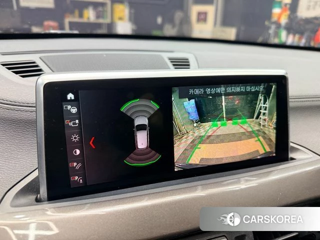 BMW X1 (F48) 2021 Черный из Кореи, фото 2