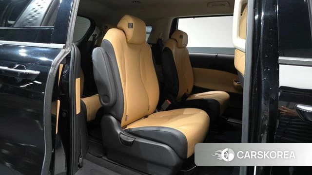 Kia Carnival 4th generation 2023 Черный из Кореи, фото 2