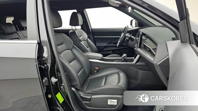 Ssangyong Torres 2022 Черный из Кореи, фото 2