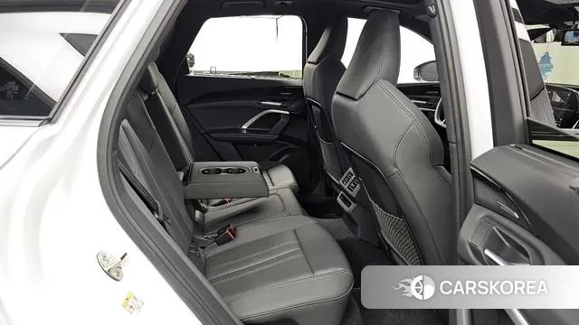 Audi Q5 (80A) 2025 Белый из Кореи, фото 2