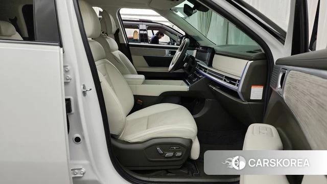 Hyundai Santa Fe (MX5) 2023 Белый из Кореи, фото 2