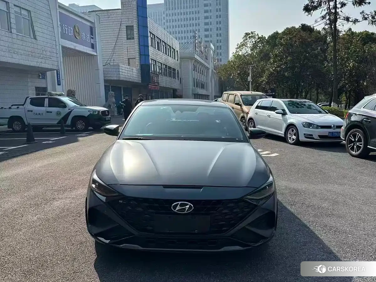 Hyundai Lafesta 2022 Silver/gray из Китая, фото 2