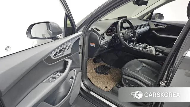 Audi Q7 (4M) 2019 Серый из Кореи, фото 2