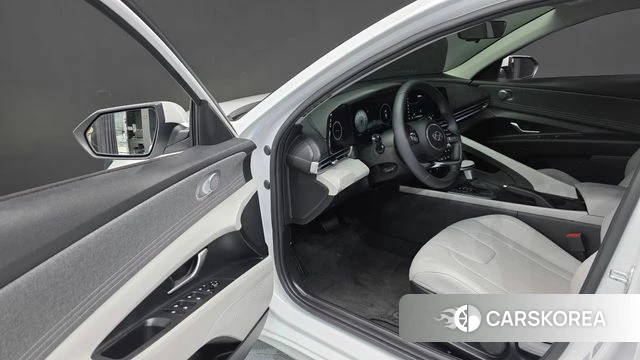Hyundai Avante (CN7) 2022 Белый из Кореи, фото 2