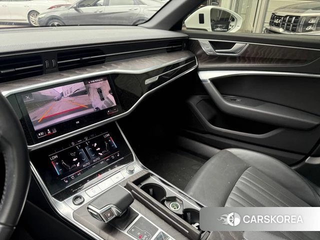 Audi A6 (C8) 2021 Белый из Кореи, фото 2