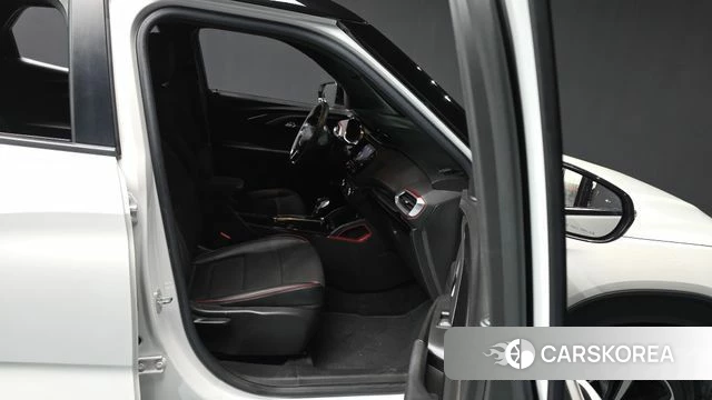 Chevrolet (GM Daewoo) Trailblazer 2022 Белый из Кореи, фото 2