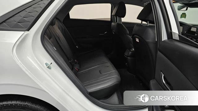 Hyundai The New Avante (CN7) 2026 Белый из Кореи, фото 2