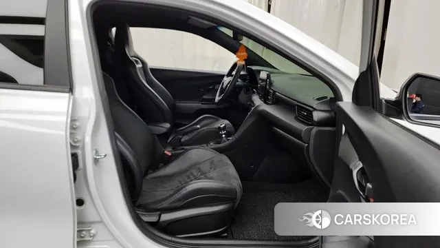 Hyundai Veloster (JS) 2022 Белый из Кореи, фото 2