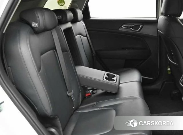 Kia Sportage 5th Generation 2022 Белый из Кореи, фото 2