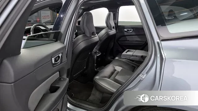 Volvo XC60 second Generation 2020 Серый из Кореи, фото 2