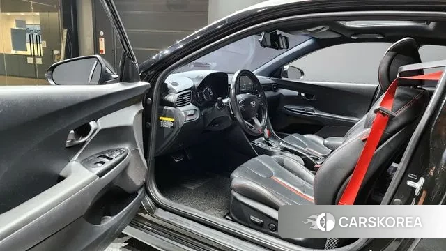 Hyundai Veloster (JS) 2018 Черный из Кореи, фото 2