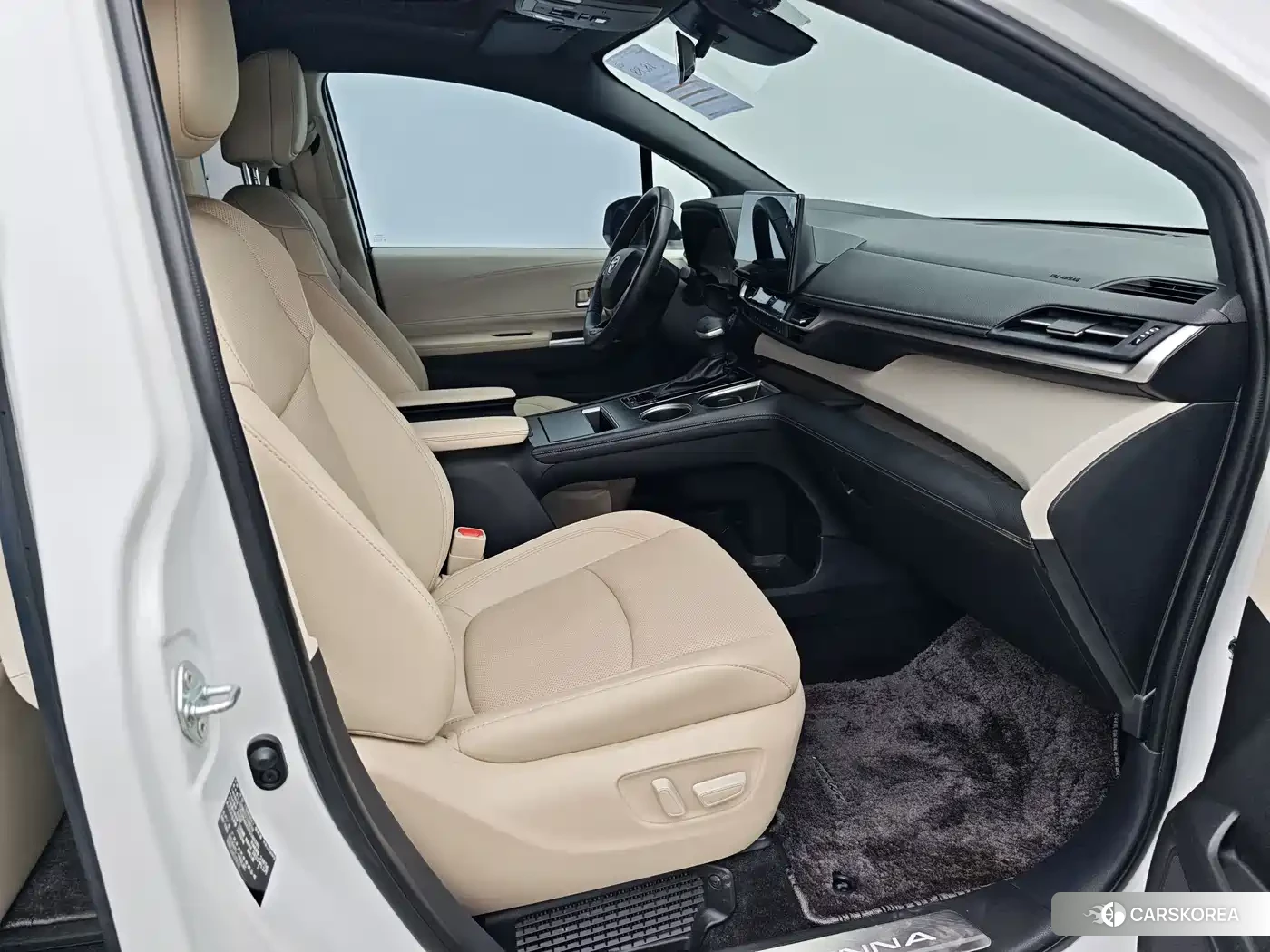 Toyota Sienna 2024 Белый из Китая, фото 2