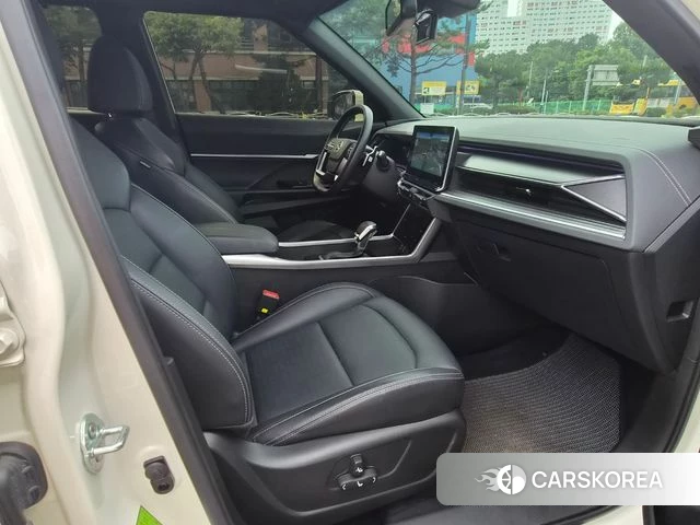Ssangyong Torres 2023 Белый из Кореи, фото 2