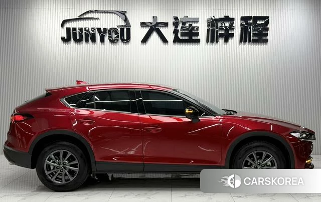 Mazda CX-4 2023 Красный из Китая, фото 2
