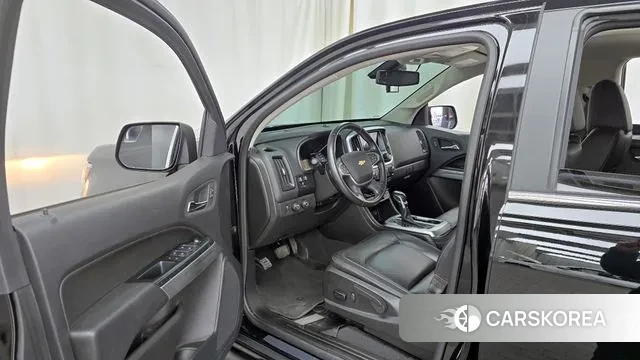 Chevrolet (GM Daewoo) Real New Colorado 2022 Черный из Кореи, фото 2