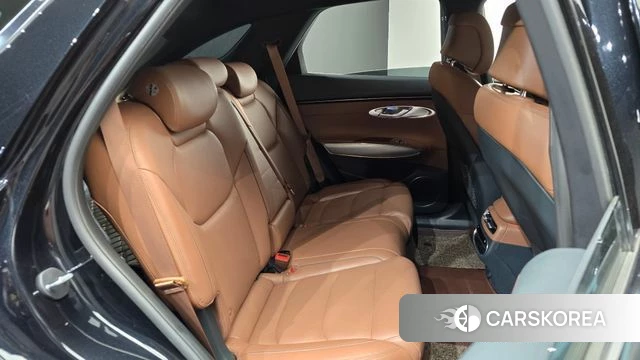 Genesis GV70 2021 Черный из Кореи, фото 2