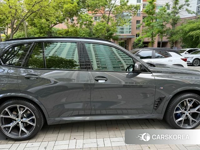 BMW X5 (G05) 2025 Серый из Кореи, фото 2