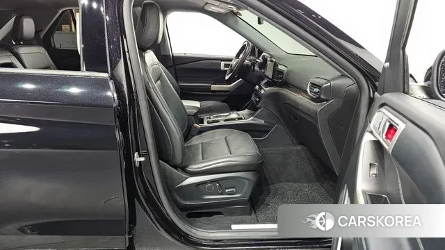 Ford Explorer 6th Generation 2020 Черный из Кореи, фото 2