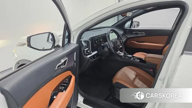 Kia Sportage 5th Generation Hybrid 2022 Белый из Кореи, фото 2