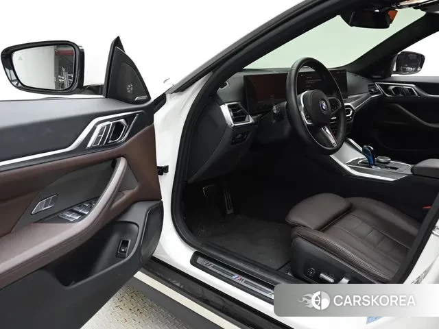 BMW i4 2023 Белый из Кореи, фото 2