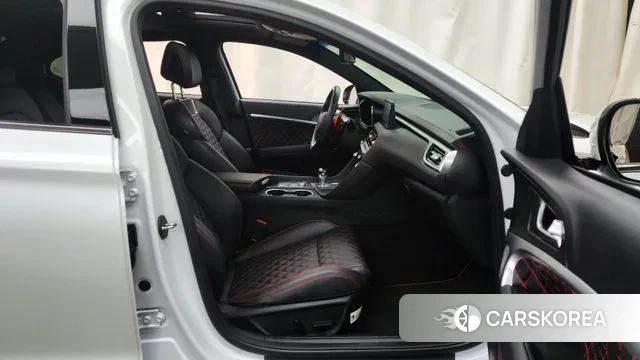 Genesis The New G70 2025 Белый из Кореи, фото 2