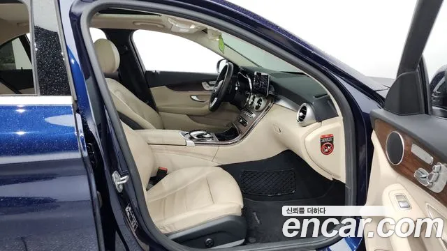 Mercedes-Benz C-Class W205 2019 Синий из Кореи, фото 2