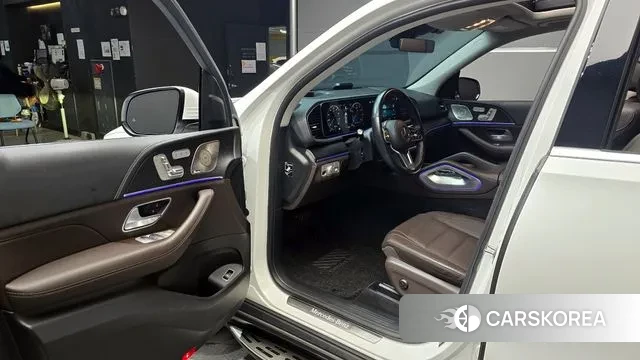 Mercedes-Benz GLE-Class W167 2023 Белый из Кореи, фото 2