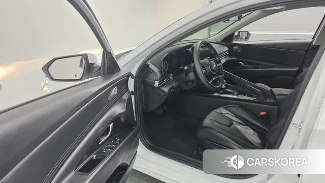 Hyundai Avante (CN7) 2022 Белый из Кореи, фото 2