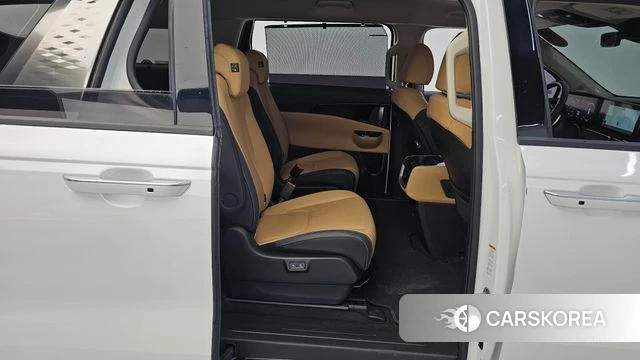 Kia Carnival 4th generation 2022 Белый из Кореи, фото 2