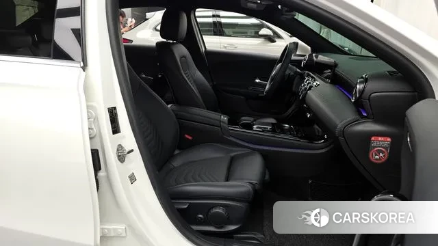 Mercedes-Benz A-Class W177 2020 Белый из Кореи, фото 2