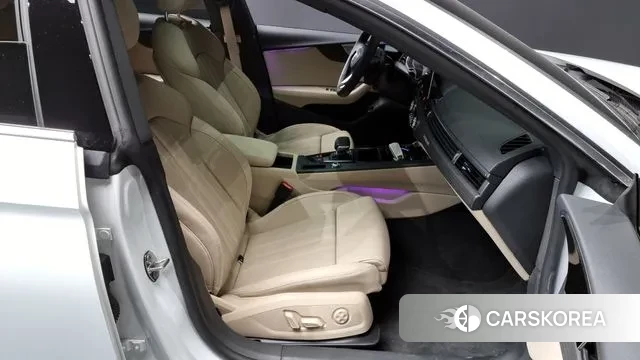 Audi A5 (F5) 2023 Белый из Кореи, фото 2