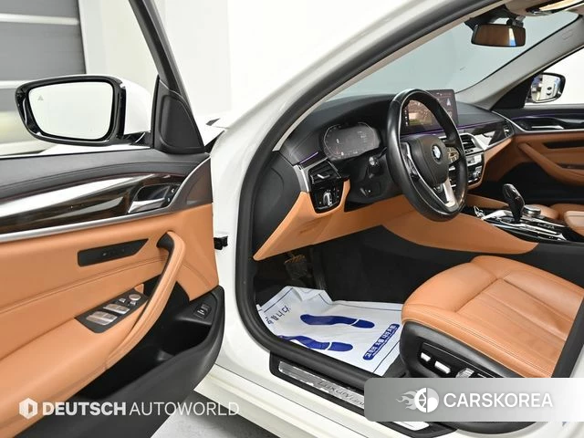 BMW 5 Series (G30) 2021 Белый из Кореи, фото 2