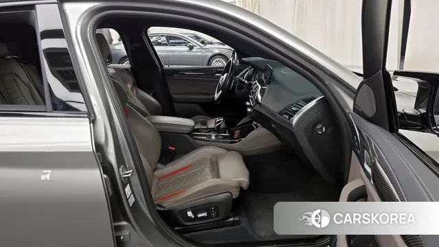 BMW X4M (G02) 2020 Серебристо-серый из Кореи, фото 2