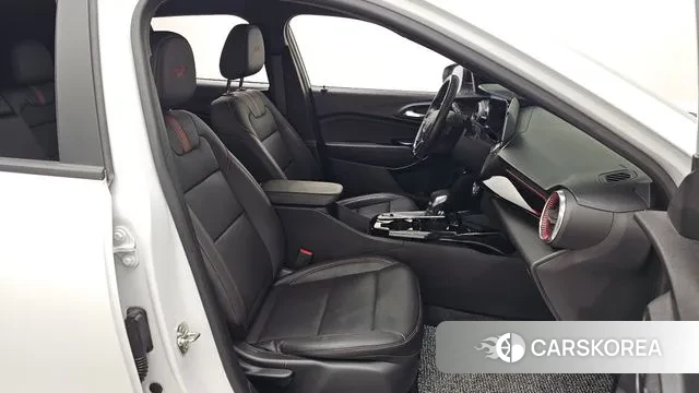 Chevrolet (GM Daewoo) Trax Crossover 2023 Белый из Кореи, фото 2