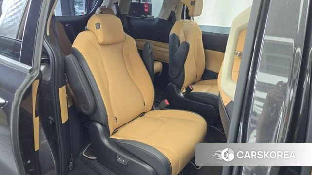 Kia Carnival 4th generation 2022 Серый из Кореи, фото 2
