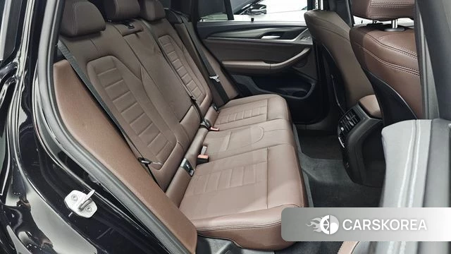 BMW X3 (G01) 2023 Черный из Кореи, фото 2