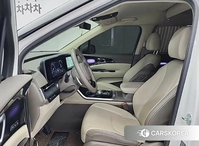 Kia Carnival 4th generation 2023 Белый из Кореи, фото 2