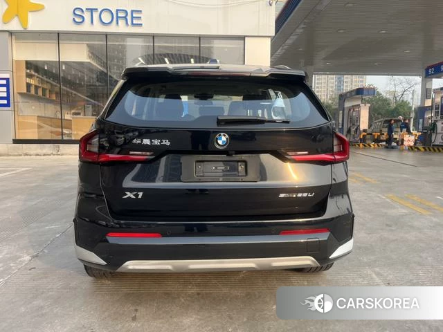 BMW X1 2023 Черный из Китая, фото 2