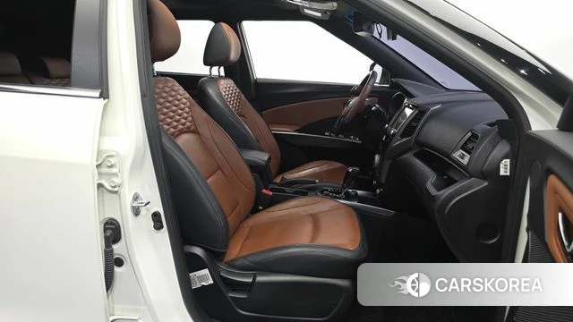 Ssangyong Tivoli Armor 2018 Белый из Кореи, фото 2