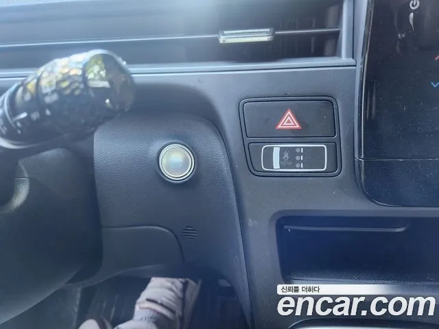 Hyundai Staria 2023 Черный из Кореи, фото 2