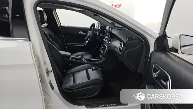 Mercedes-Benz GLA-Class X156 2019 Белый из Кореи, фото 2