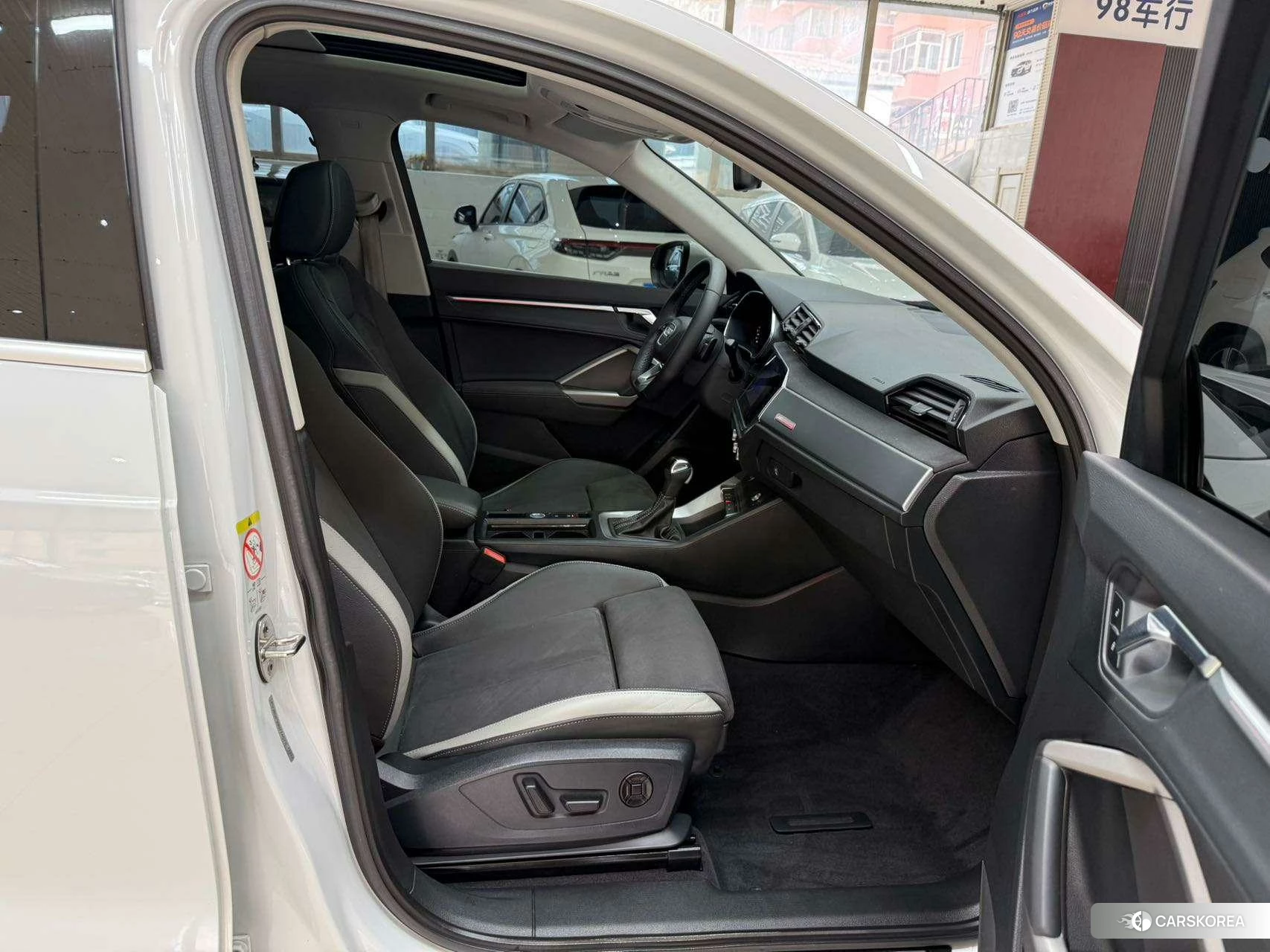 Audi Q3 2021 Белый из Китая, фото 2