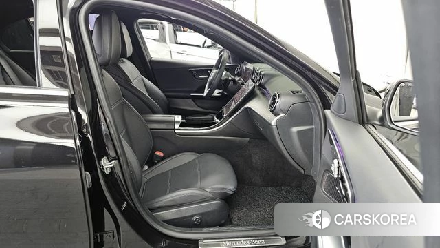 Mercedes-Benz C-Class W206 2024 Черный из Кореи, фото 2