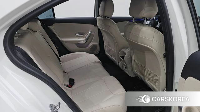 Mercedes-Benz A-Class W177 2021 Белый из Кореи, фото 2