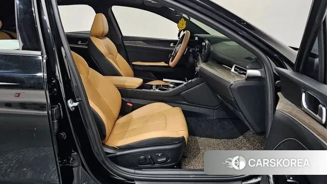 Kia K5 3rd generation 2021 Черный из Кореи, фото 2