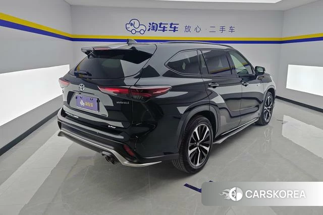 Toyota Crown Lufang 2023 Черный из Китая, фото 2